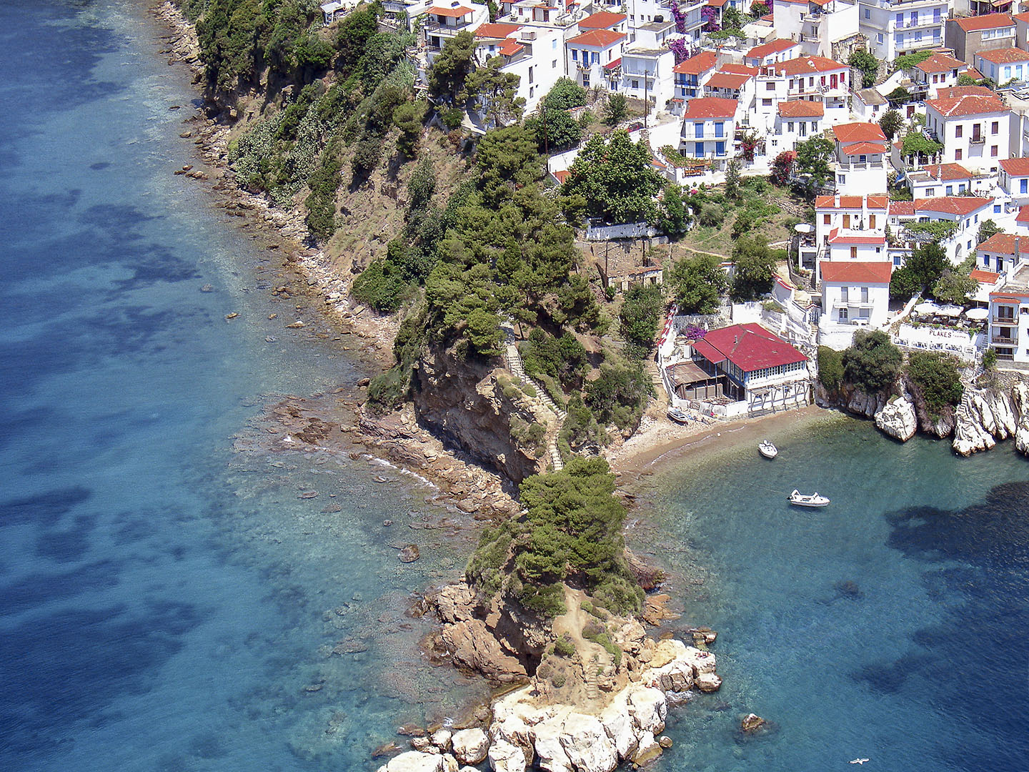Σκιάθος η θέα από τα διαμερίσματα στούντιο δωμάτια 
